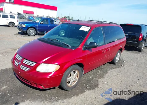 2005 Dodge Grand Caravan Sxt z USA, uszkodzony, nr VIN 2D4GP44LX5R134827